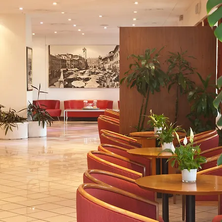 Otel Cavallo Est