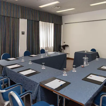 Otel Cavallo Est 4*