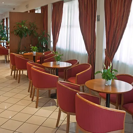 Cavallo Est Otel