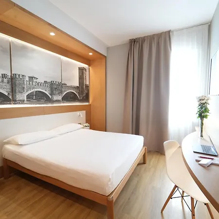 Hotel Cavallo Est