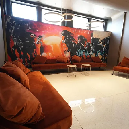 Cavallo Est Otel