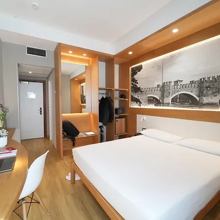 Cavallo Est Otel